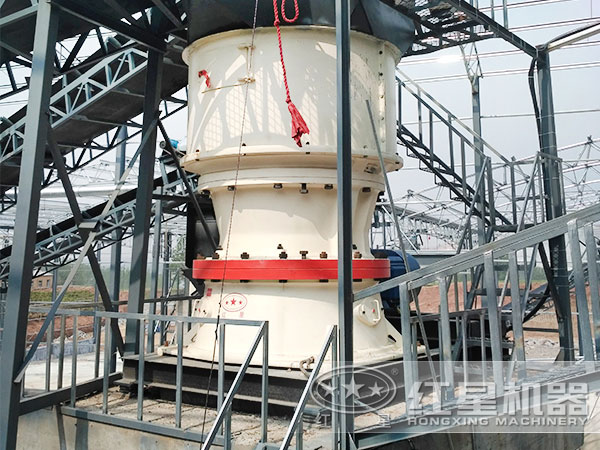 鐵礦石破碎現場 鐵礦石破碎現場