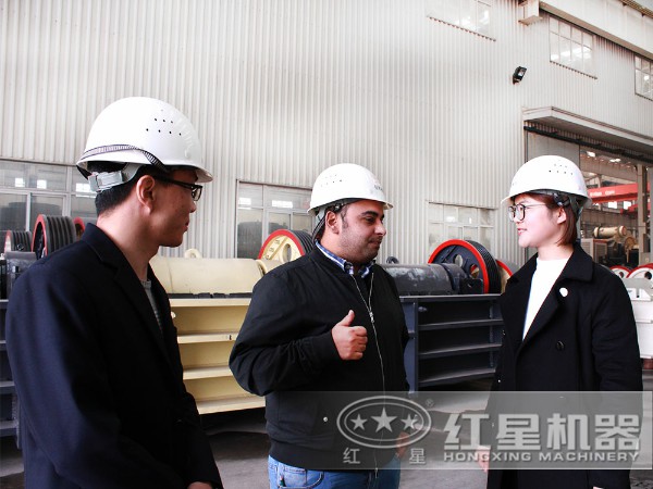 配錘破的石子車(chē)載移動(dòng)碎石機(jī)廠家