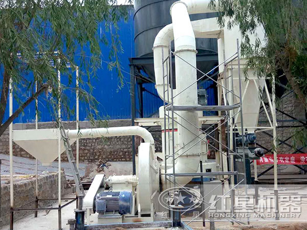 滑石粉磨粉加工現場 滑石粉磨粉加工現場