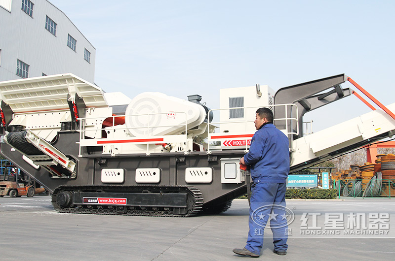 移動(dòng)式石子生產(chǎn)線設(shè)備履帶行走,價(jià)格實(shí)惠,用戶現(xiàn)場(chǎng)咨詢 移動(dòng)式石子生產(chǎn)線設(shè)備履帶行走,價(jià)格實(shí)惠,用戶現(xiàn)場(chǎng)咨詢