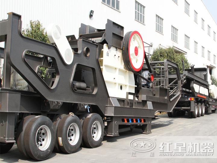 鄂破移動破碎機,為粗碎而生,破碎比大,使用壽命長 鄂破移動破碎機,為粗碎而生,破碎比大,使用壽命長