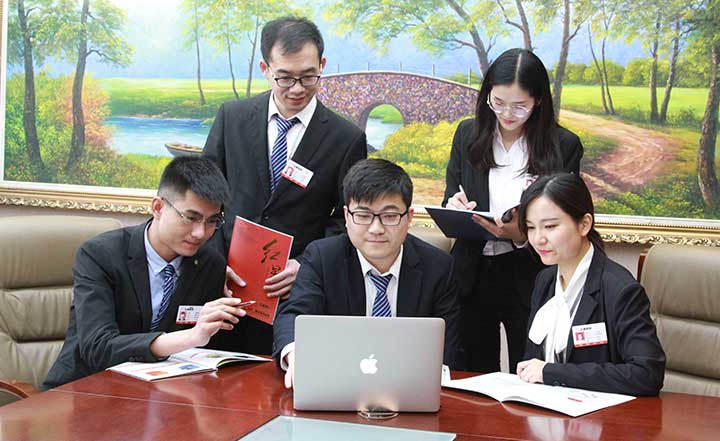 認真商榷設計方案，為用戶提供更科學的投資方針