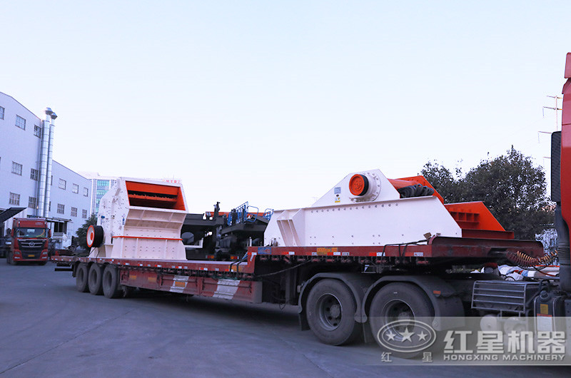 一套日產2000噸小型碎石機發(fā)貨:反擊破+振動給料機 一套日產2000噸小型碎石機發(fā)貨:反擊破+振動給料機