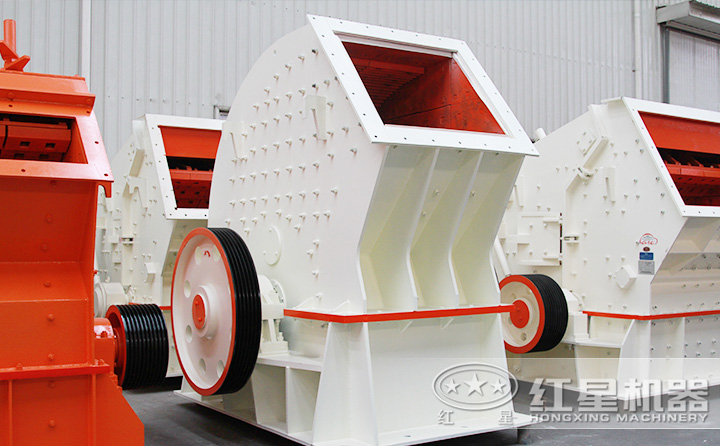 錘式破碎機,一次成型減少設(shè)備投入40%