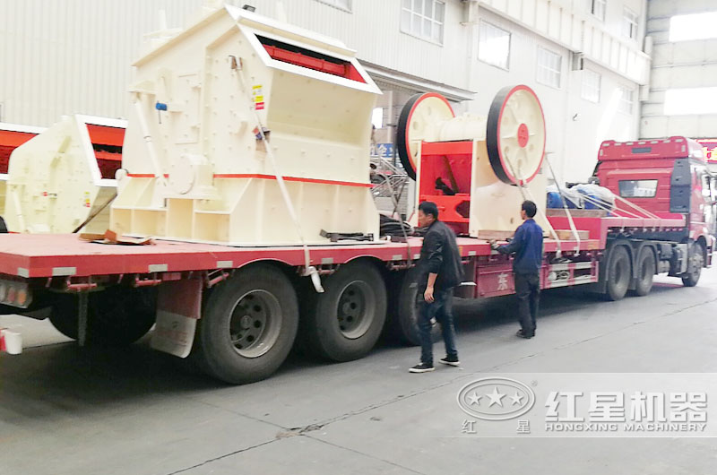 成套整形青石碎石機(jī)發(fā)往各地現(xiàn)場(chǎng),廠家提供多種型號(hào)現(xiàn)貨