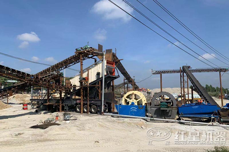 移動式鵝卵石破碎制砂生產(chǎn)線 移動式鵝卵石破碎制砂生產(chǎn)線