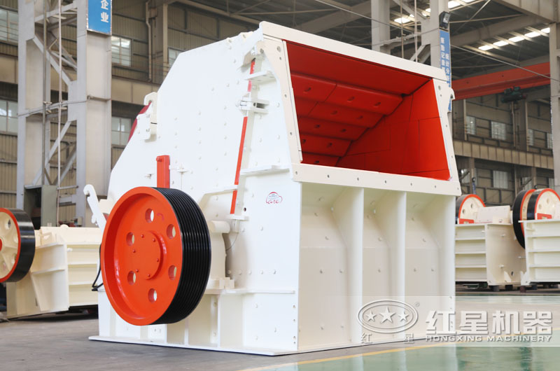 反擊式破碎機，二級破碎出料均勻