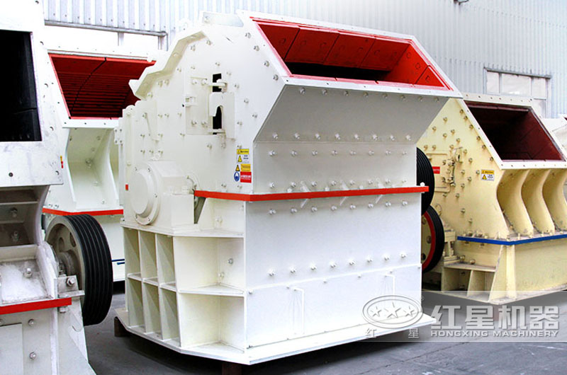 固定式細(xì)碎制砂機(jī)價(jià)格便宜,耗能小 固定式細(xì)碎制砂機(jī)價(jià)格便宜,耗能小