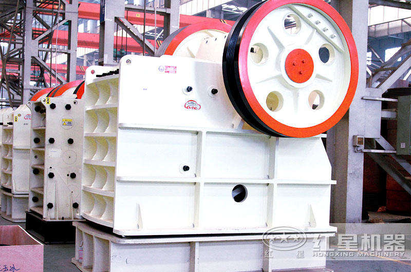 德版顎式破碎機(jī):深V破碎腔,提高破碎比 德版顎式破碎機(jī):深V破碎腔,提高破碎比