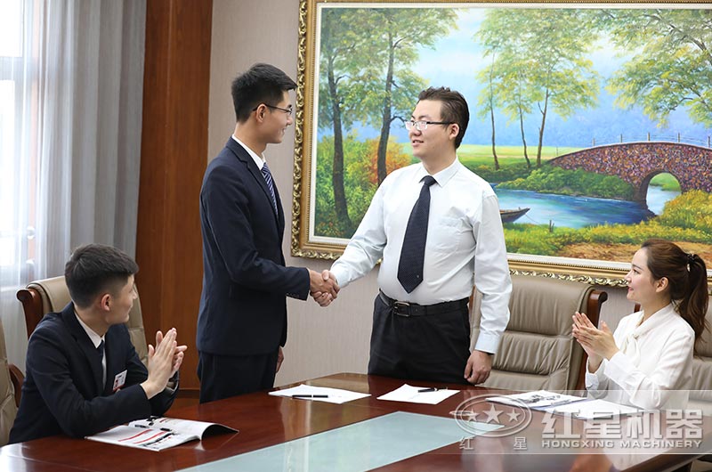 客戶來(lái)廠實(shí)地考察,簽訂合同 客戶來(lái)廠實(shí)地考察,簽訂合同