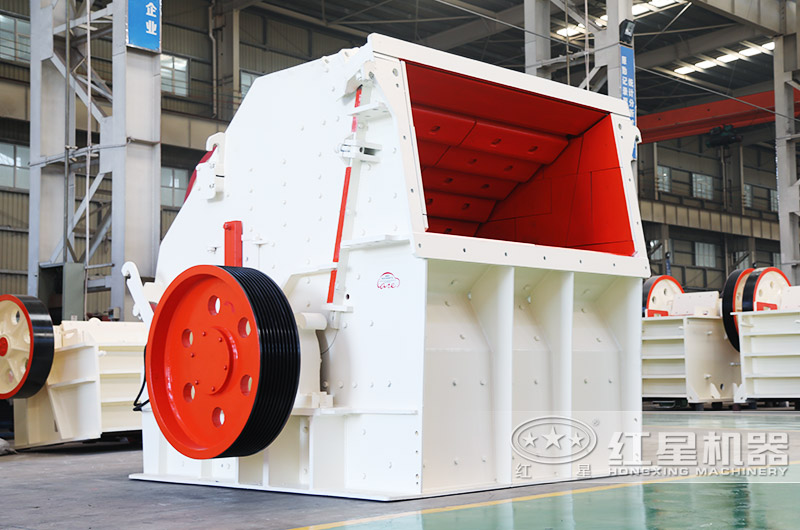 反擊式破碎機,成品呈立方體狀,粒形好 反擊式破碎機,成品呈立方體狀,粒形好