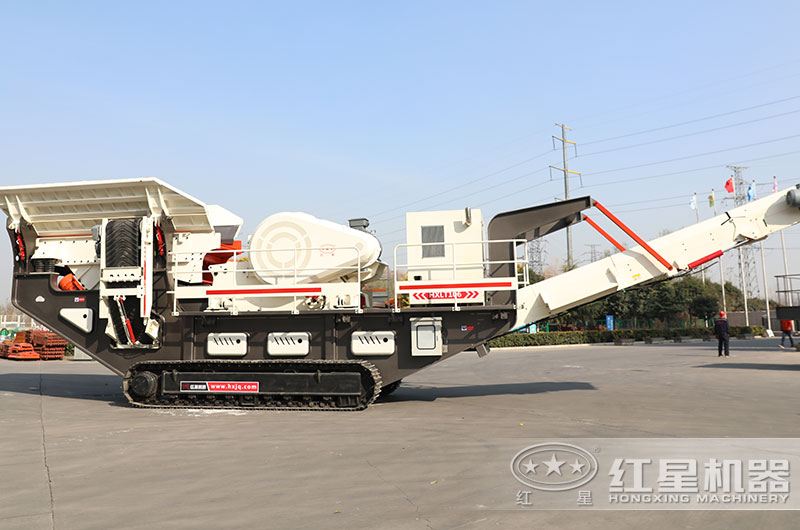 流動碎石機(jī)械設(shè)備圖片，履帶式