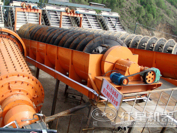 螺旋分級機工作現(xiàn)場圖片 螺旋分級機工作現(xiàn)場圖片