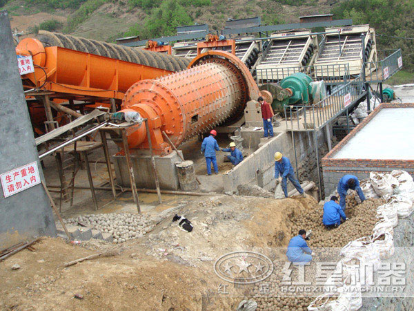 山東客戶螺旋分級機工作現(xiàn)場 山東客戶螺旋分級機工作現(xiàn)場