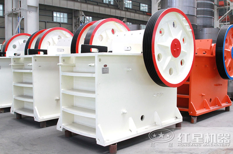 PE顎式破碎機(jī)圖片 PE顎式破碎機(jī)圖片