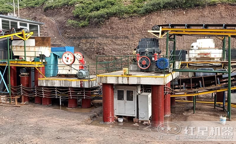 全自動(dòng)制砂機(jī)設(shè)備現(xiàn)場(chǎng) 全自動(dòng)制砂機(jī)設(shè)備現(xiàn)場(chǎng)