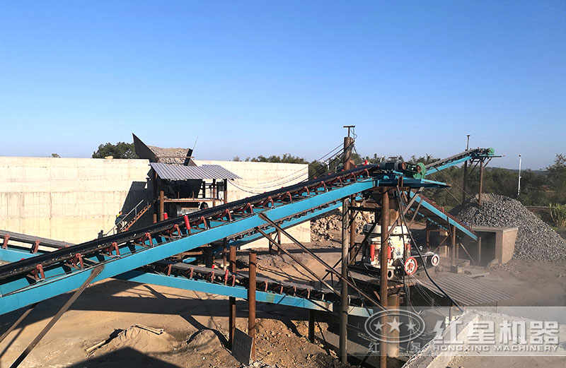 礦石開采與加工現場 礦石開采與加工現場