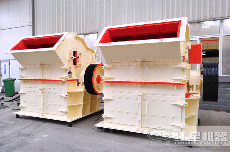 細(xì)碎治沙機(jī)實(shí)拍圖 細(xì)碎治沙機(jī)實(shí)拍圖