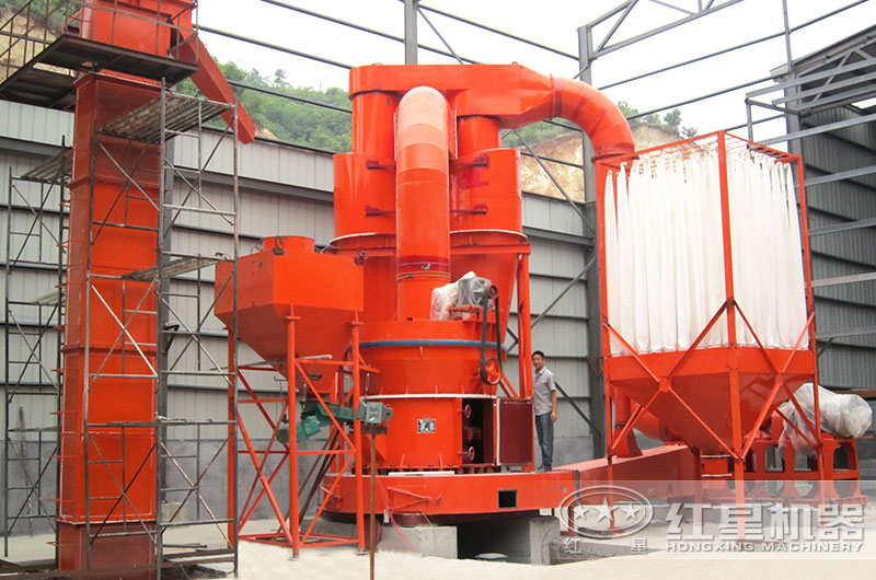 膨潤土磨粉機生產現場圖片 膨潤土磨粉機生產現場圖片