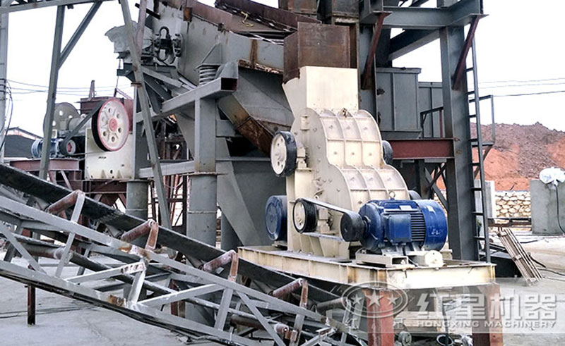 雙轉(zhuǎn)子錘式破碎機(jī)工作現(xiàn)場圖片 雙轉(zhuǎn)子錘式破碎機(jī)工作現(xiàn)場圖片