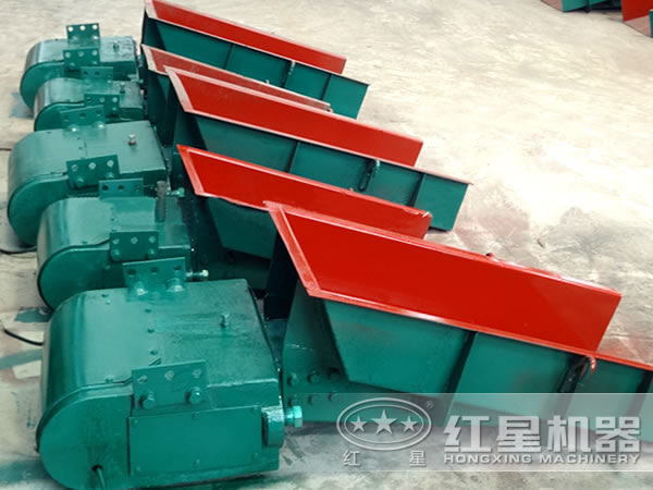 電磁振動(dòng)給料機(jī) 電磁振動(dòng)給料機(jī)