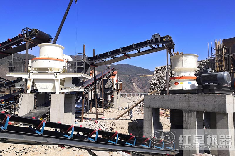 單缸圓錐破碎機作業(yè)現(xiàn)場實拍 單缸圓錐破碎機作業(yè)現(xiàn)場實拍