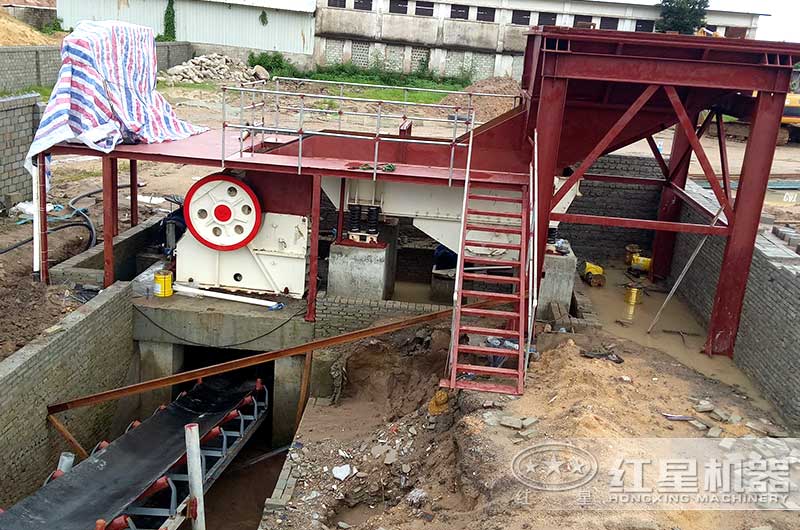 46鄂破機(jī)作業(yè)現(xiàn)場(chǎng) 46鄂破機(jī)作業(yè)現(xiàn)場(chǎng)